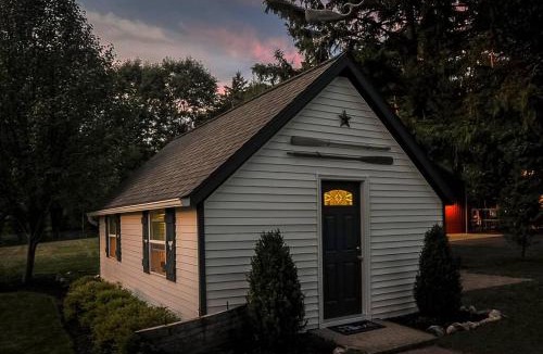 Fennville House | Blue Vieira Cottage