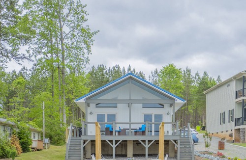 Southmont House | Blue View Cottage
