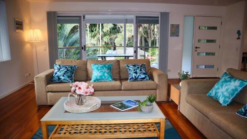 Blueys Beach House | Blue Vogue Apt at Blueys Beach