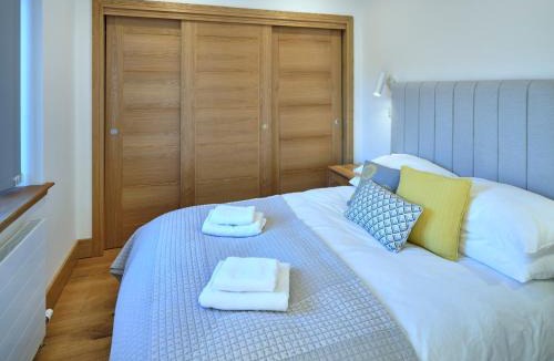 Lochaline Apartment | Blue Watch