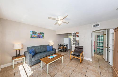 Indian Rocks Beach Apartment | Blue Water Beachside villa 3