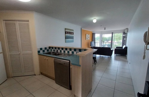 Labrador Hotel | Blue Waters Apartments