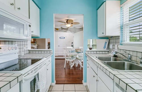 Sailhouse House | Blue Wave Landing RRYC59! 720 ft lighted fishing pier, pool and boat launch