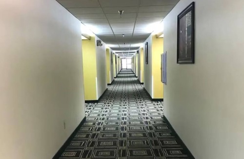 Eagan Hotel | Blue Way Inn Eagan Extended - Luxury 1 King LivingRoom Sofa Oversized NonSmoking