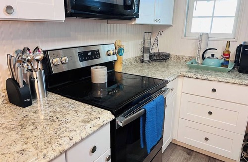Abilene House | Blue Willow Country Cottage!