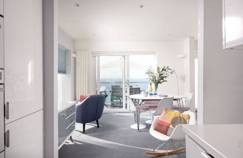 Praa Sands House | Blue Yonder - Sea Views & Hot tub