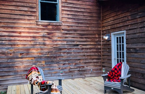 Hadley Cottage | Bluebear Cottage