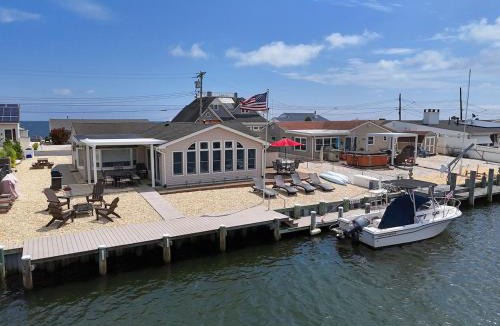 Waretown House | Bluebeard Coastal Escape