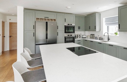 Holcombe House | Bluebell Barn - Cookswood