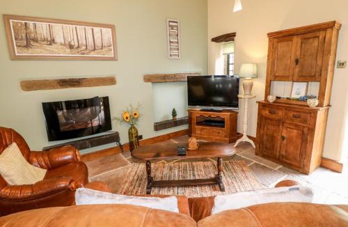 South Wingfield House | Bluebell Cottage