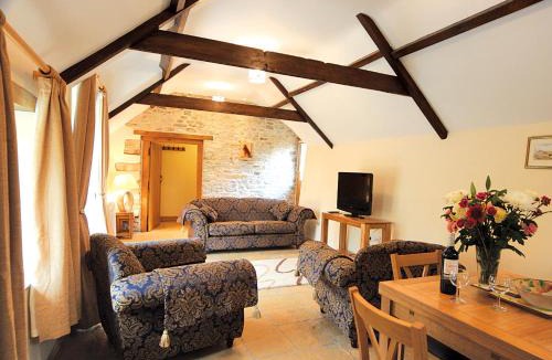 Chipping Sodbury House | Bluebell Cottage - E4741