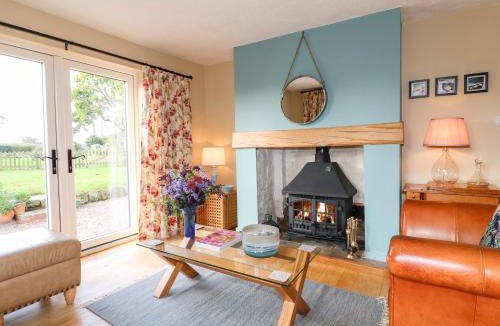 Rugeley House | Bluebell Cottage