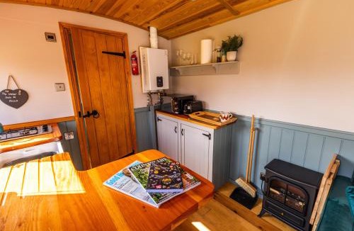 Staple Hill Apartment | Bluebell Hut