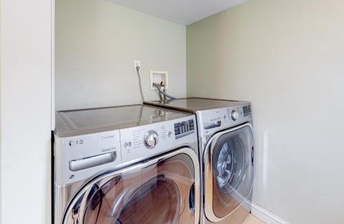 Fair Haven House | Bluebell Lake Retreat