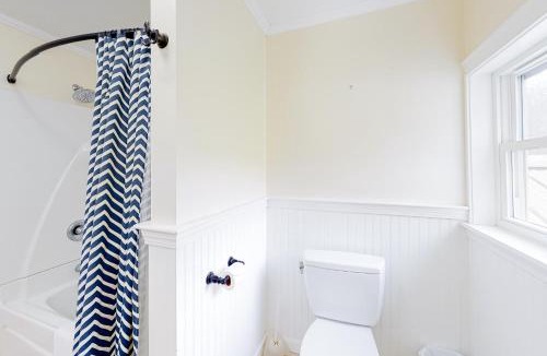 Fair Haven House | Bluebell Lake Retreat