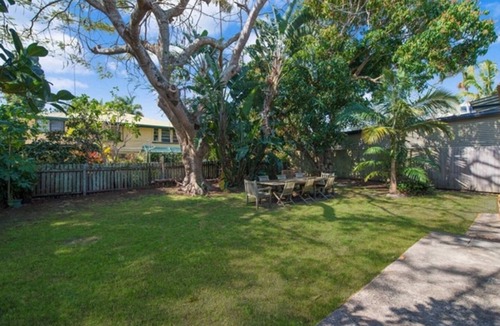 Brunswick Heads House | BLUEBELL-WALK TO TOWN