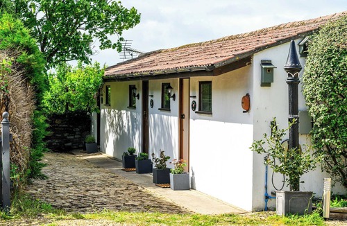 Staple Hill Apartment | Bluebells by STAE-Homes