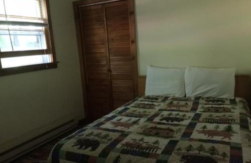 Long Lake Hotel | Blueberry Hill Motel