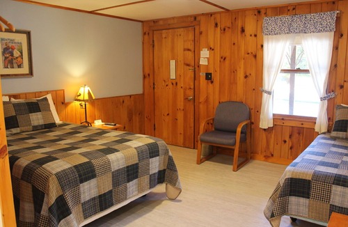 Long Lake Hotel | Blueberry Hill Motel