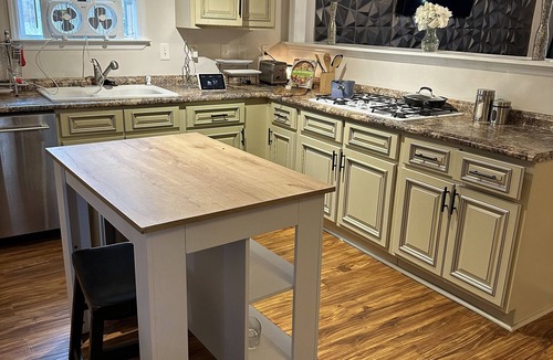 Church Street House | Blueberry peach retreat