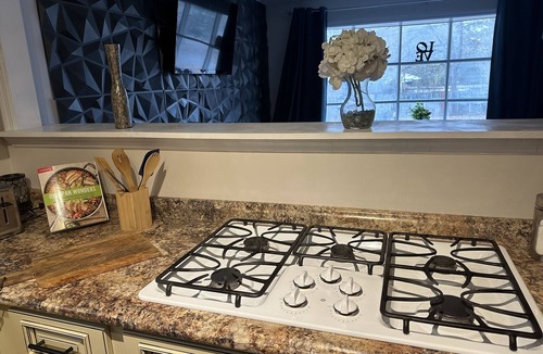 Church Street House | Blueberry peach retreat