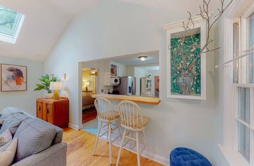 Woodbine House | Bluebird Cottage | House in Nashville