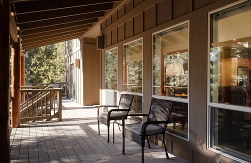 RiverWild House | Bluebird Day - Big River