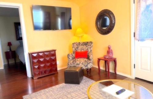 Old Bend House | Bluebird Day - Huckleberry Cottage