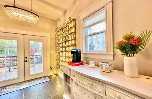 Five Points South House | Bluebird: Massive 5 bdrm ~ Hammock ~ Kids paradise