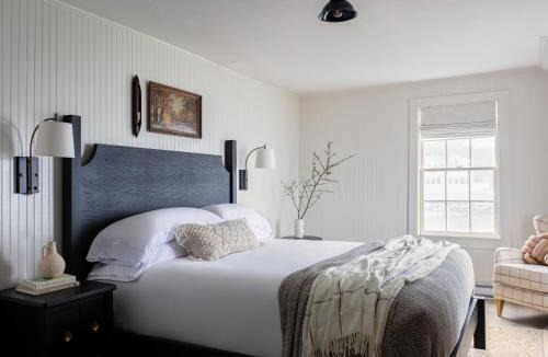 Ocean Point Hotel | Bluebird Ocean Point Inn