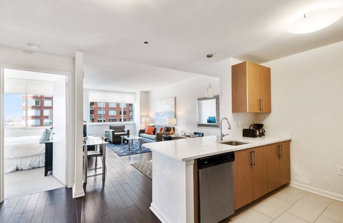 Hudson Exchange Apartment | Bluebird Suites in Jersey City