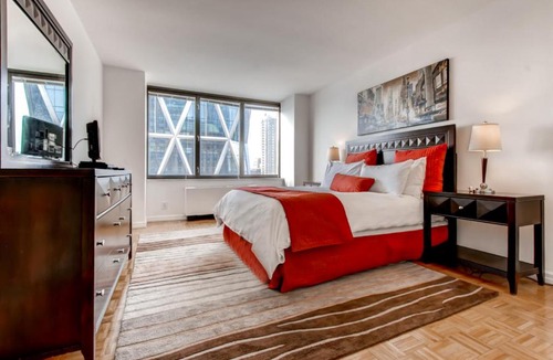 Central Park South Apartment | Bluebird Suites in Midtown West