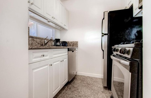 Central Park South Apartment | Bluebird Suites in Midtown West