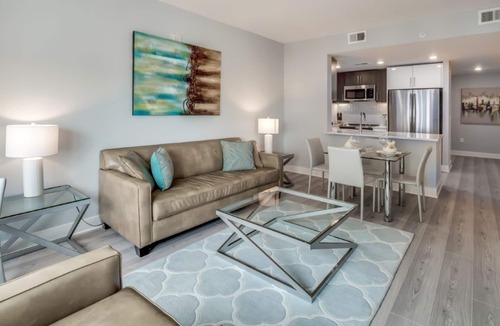 Woodmont Triangle Apartment | Bluebird Suites near Chevy Chase