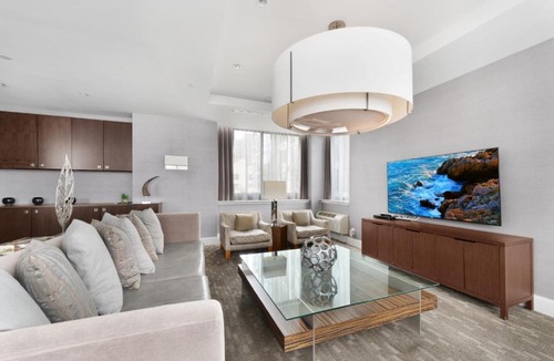 Hudson Exchange Apartment | Bluebird Suites near the PATH