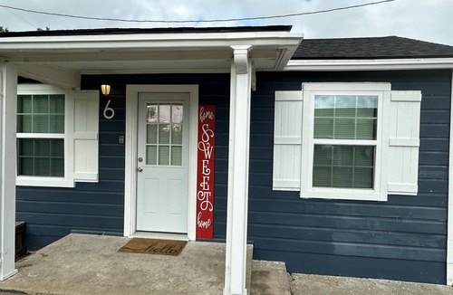 West Tawakoni Cabin | Bluebonnet Cottages by the Lake - Cabin 6