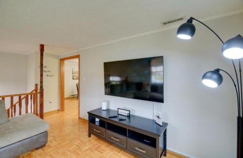 Bluefield House | Bluefield Home with Covered Deck - Near Parks!