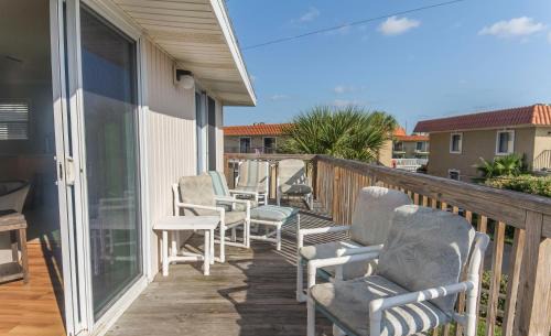 Surfcrest Village House | Bluefish 16 House