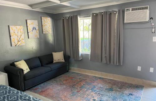 High Springs Hotel | BlueGem Motel