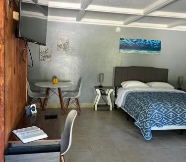 High Springs Hotel | BlueGem Motel