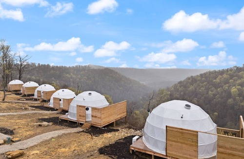 Stanton Cabin | "Bluegrass Bluff" - Overlook Dome 001 in RRG