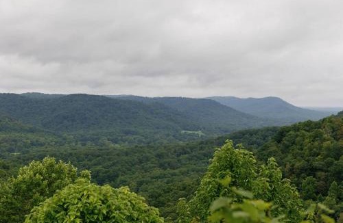 Stanton House | "Bluegrass Bluff" - The Overlook LUX Dome - RRG