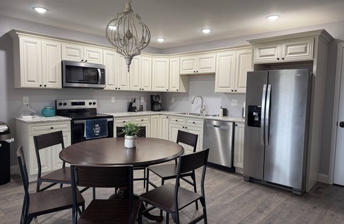 Woodbine House | Bluegrass Bungalow in the heart of Corbin