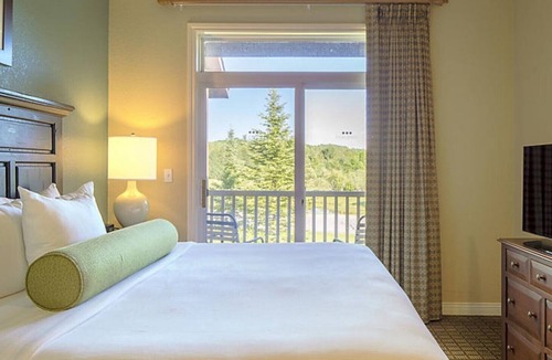 Boyne Falls Resort | Bluegreen Mountain Run at Boyne 2 Bedroom Condo