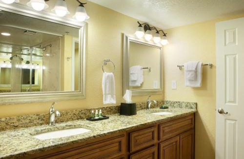 Florida Center Resort | Bluegreen Vacations Orlando's Sunshine Resort