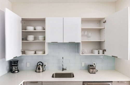 Assembly Square Apartment | Blueground | Assembly Square, pool, nr Mystic River