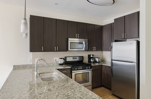 Assembly Square Apartment | Blueground | Assembly Square, view, nr Mystic River