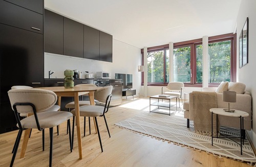 Vorstadte Apartment | Blueground | Basel-Vorstaedte, view, nr Kunstmuseum