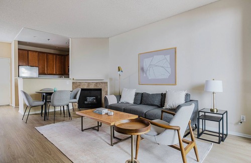 Burbank Apartment | Blueground | Burbank 1bd apartment
