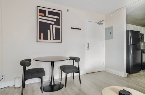 Cambridgeport Apartment | Blueground | Cambridgeport, rooftop, nr Charles River